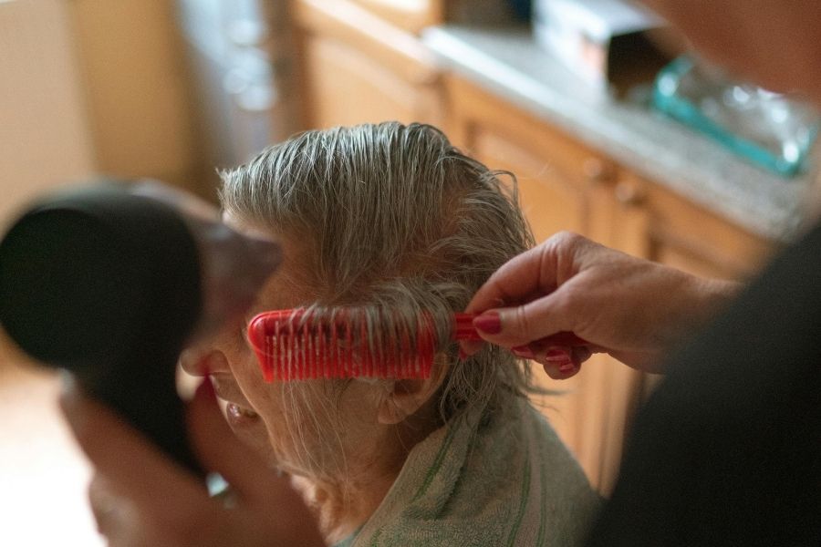 Personal care for seniors in Los Alamitos, CA