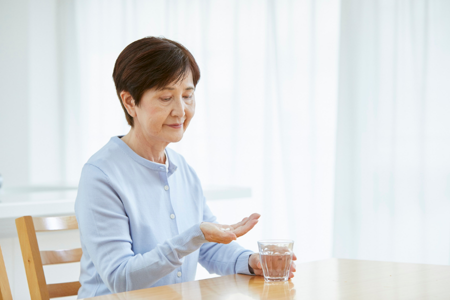 What Antibiotics Should Seniors Avoid - A Place At Home