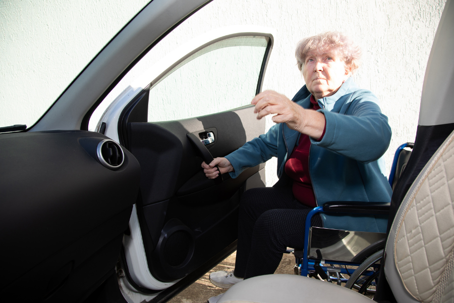 Senior Transportation in Palmetto, FL- A Place At Home