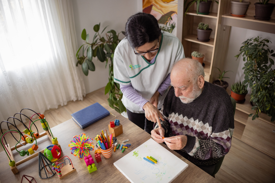 Alzheimer's and Dementia Care in Palmetto, FL - A Place At Home