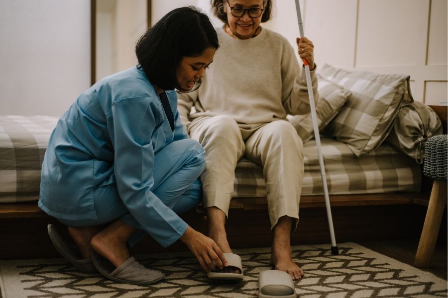 Overnight Caregiver Pembroke Pines FL