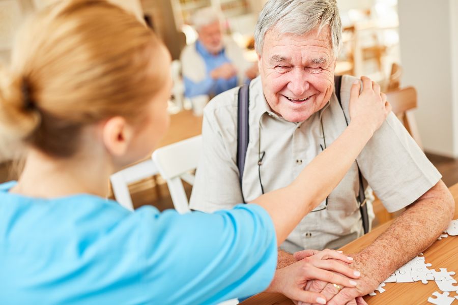 Alzheimer's & Dementia Care in Woodland Hills CA