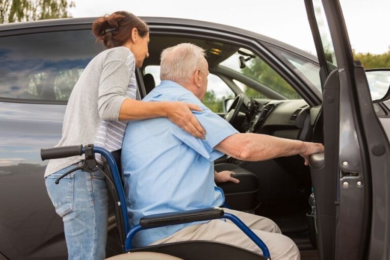 senior transportation in Woodland Hills CA